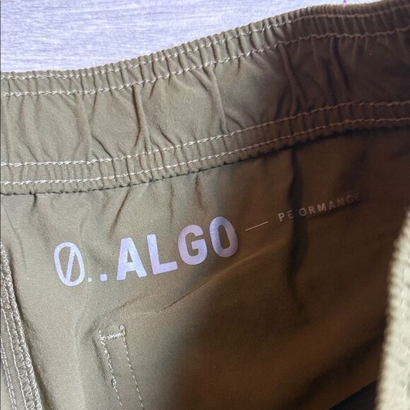01. Algo Men's Casual Olive Cargo Shorts - Picture 2 of 5